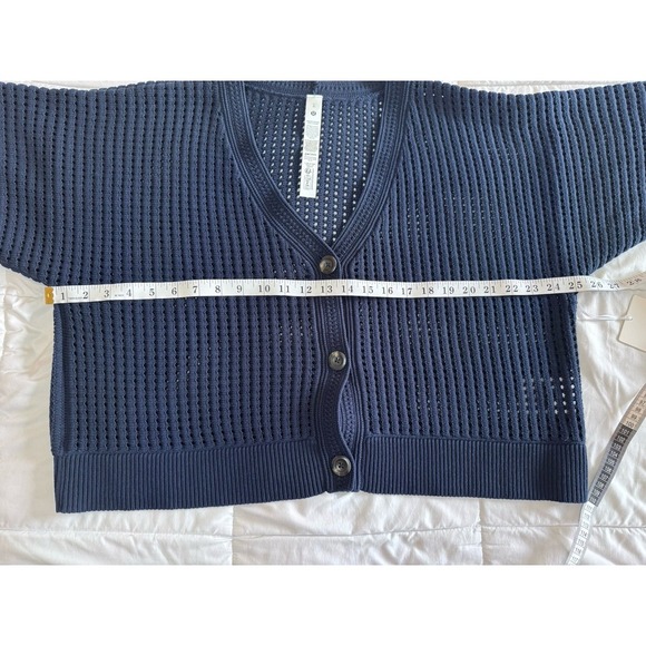 New Lululemon Size Large Cotton Crochet Mesh Relaxed-Fit Cardigan Club Blue NWT - Picture 4 of 10